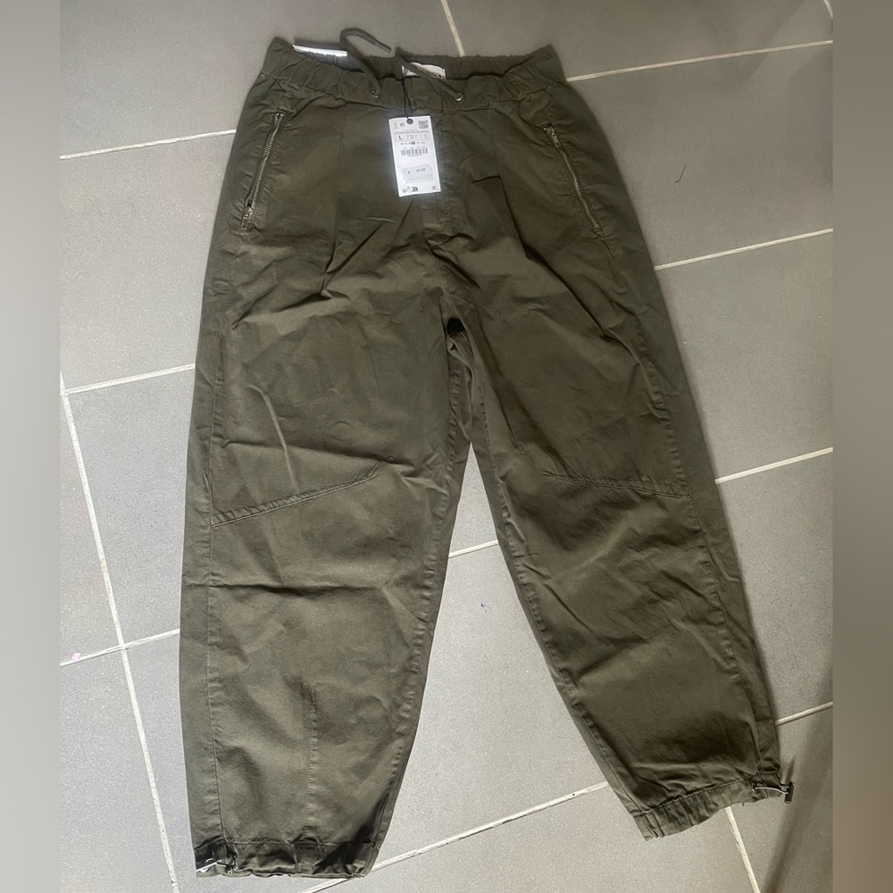 Zara brand green cargo pants size L